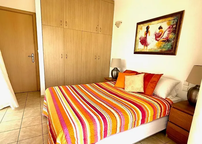 Fig Tree Villa *